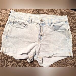 Old Navy boyfriend jean shorts